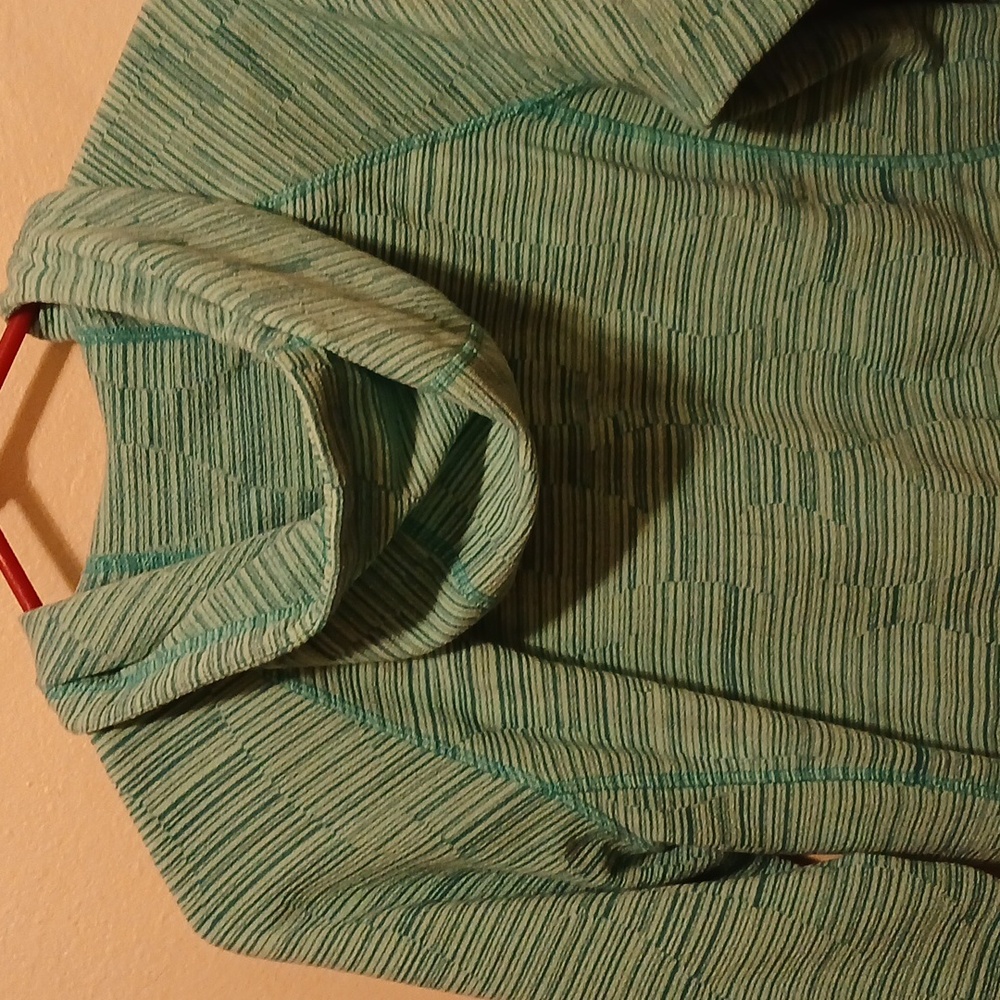 Women's North Face green striped jacket - Picture 4 of 4